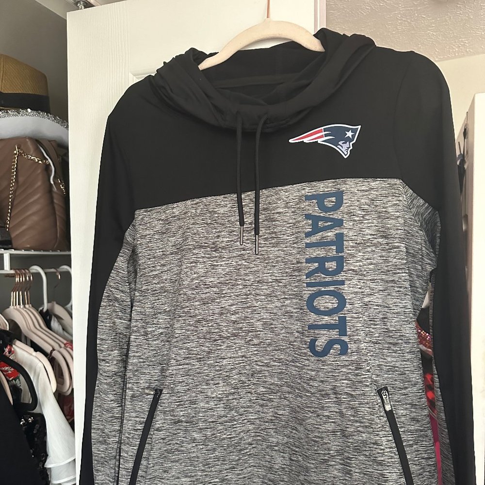 New England Patriots Hooded Sweatshirt